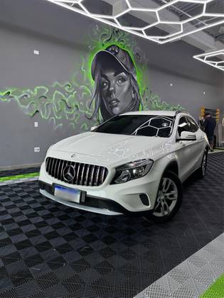 MERCEDES-BENZ GLA 200 1.6 CGI STYLE 16V TURBO FLEX 4P AUTOMÁTICO